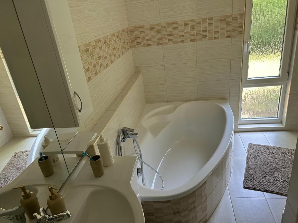 Villa Kisvirag Vendeghaz Balatonvilágos Esterno foto