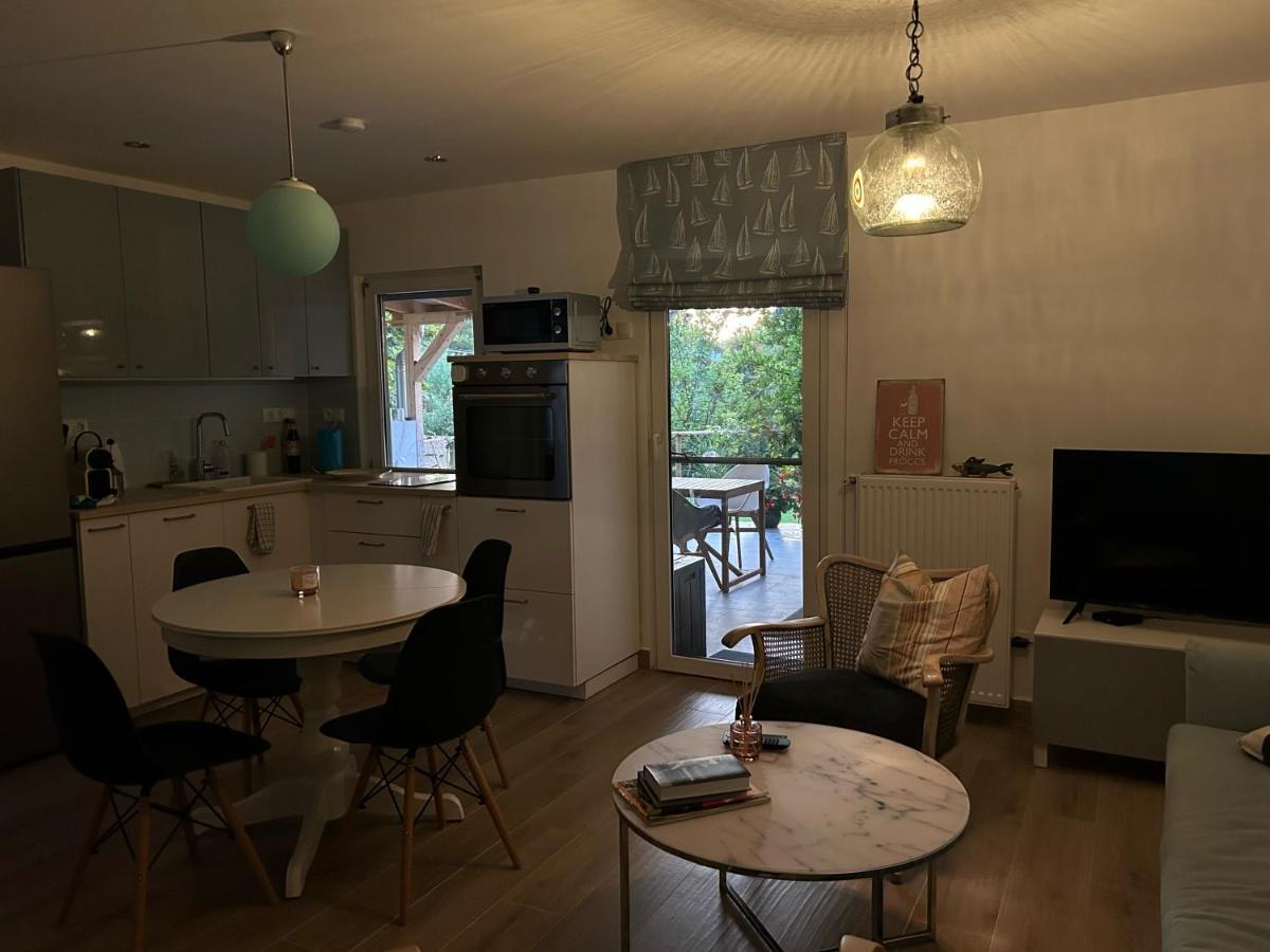 Villa Kisvirag Vendeghaz Balatonvilágos Esterno foto